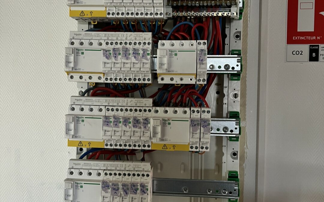 Remplacement Tableau électrique dans un studio d&rsquo;enregistrement à 91310 Linas